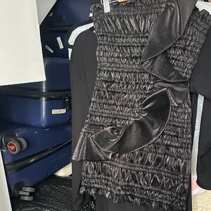 Elegant Black Ruched Dress with Ruffle Detail